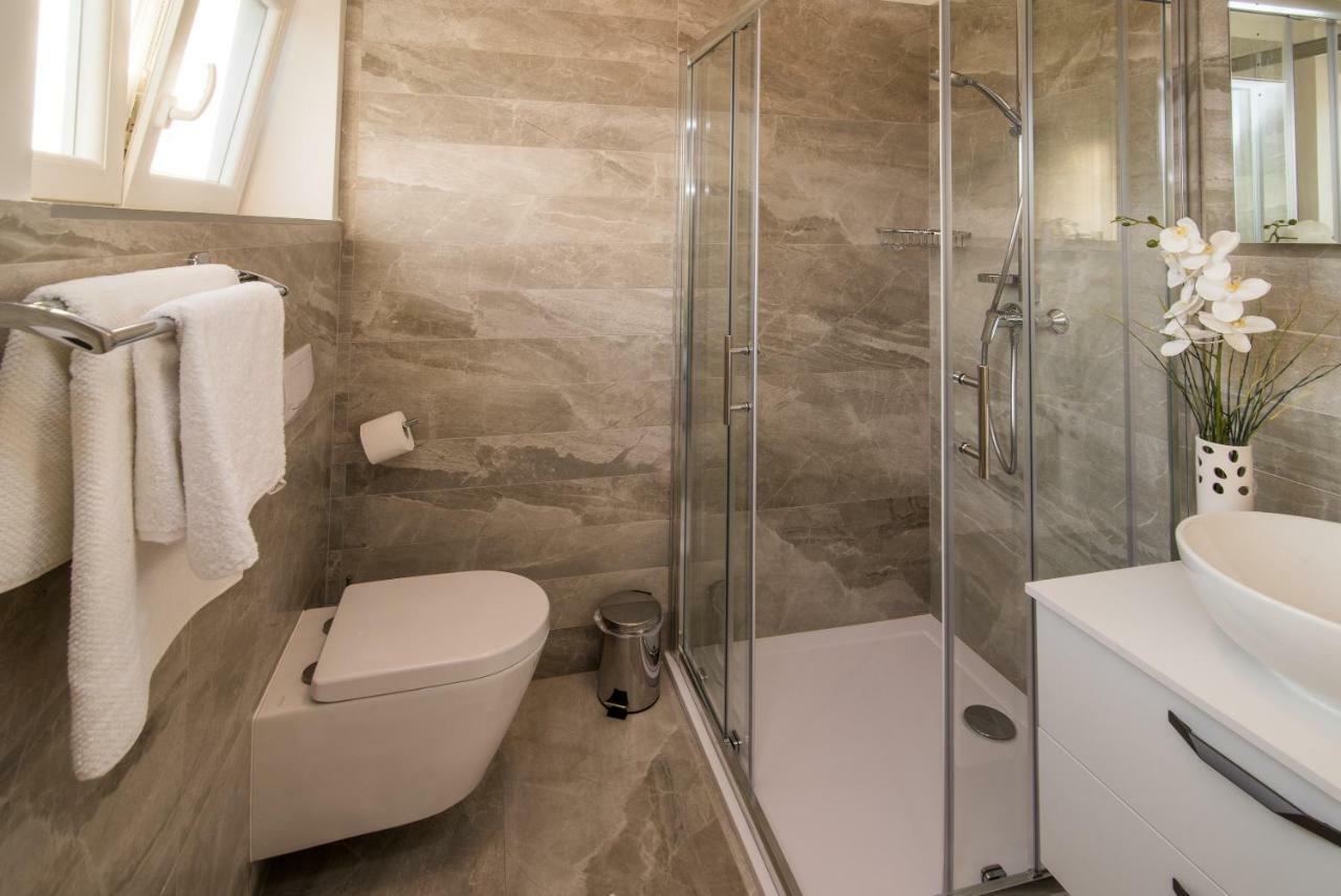 Luxury Apartment Imperia 크르크 외부 사진