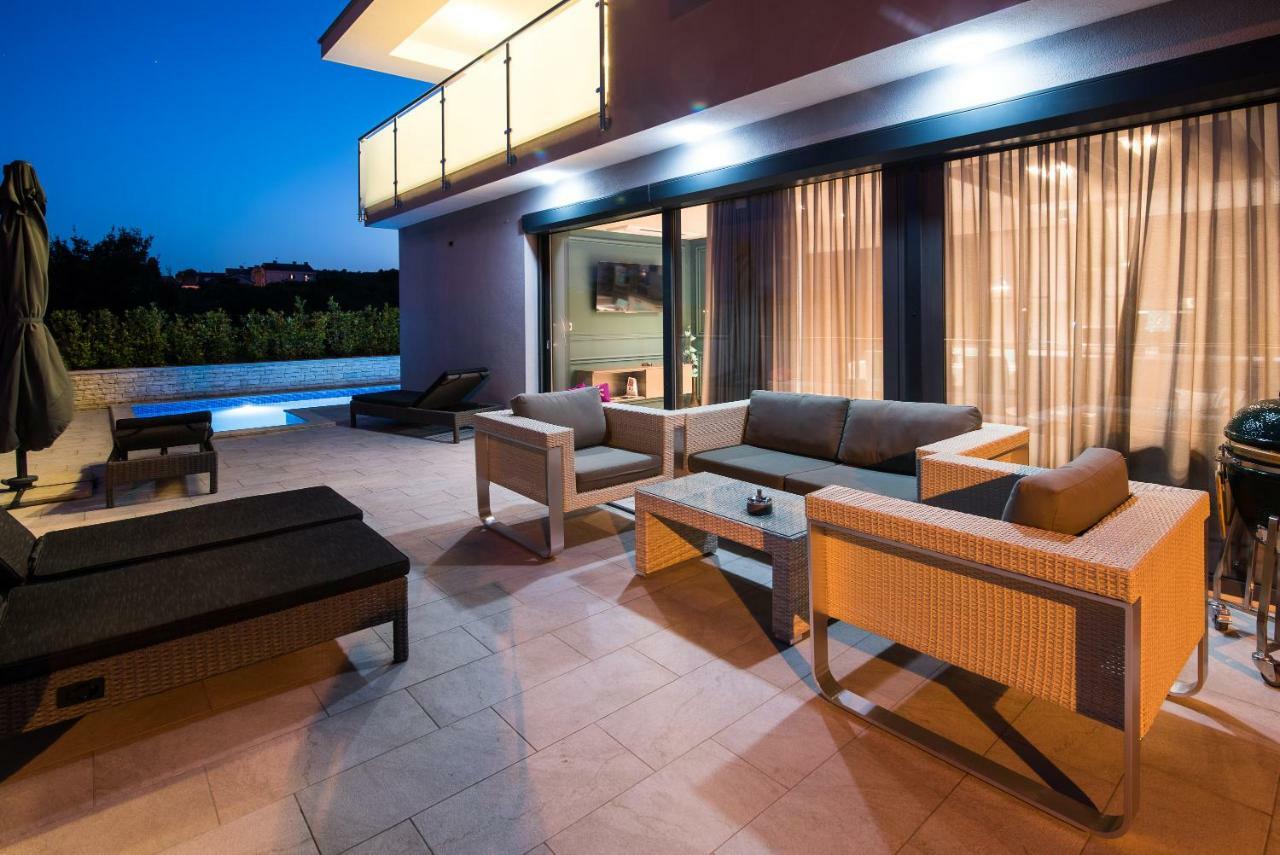 Luxury Apartment Imperia 크르크 외부 사진